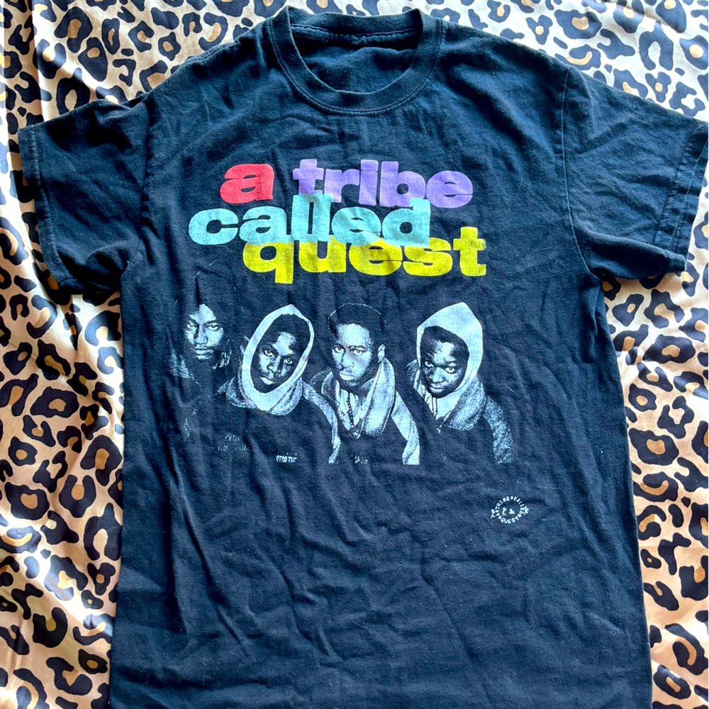 vintage tribe called quest tee sz small